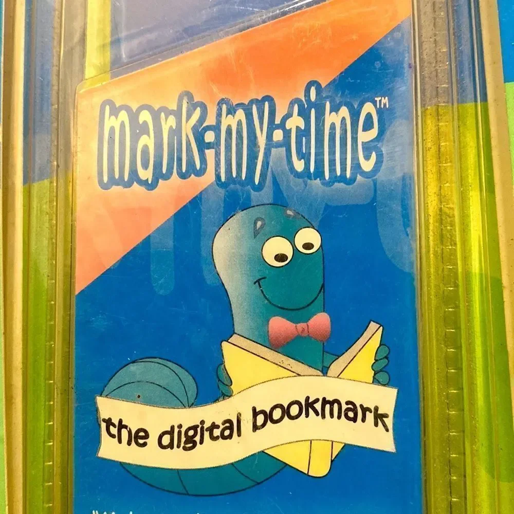 Digital bookmark is a portable monitor and record daily reading countdown timer